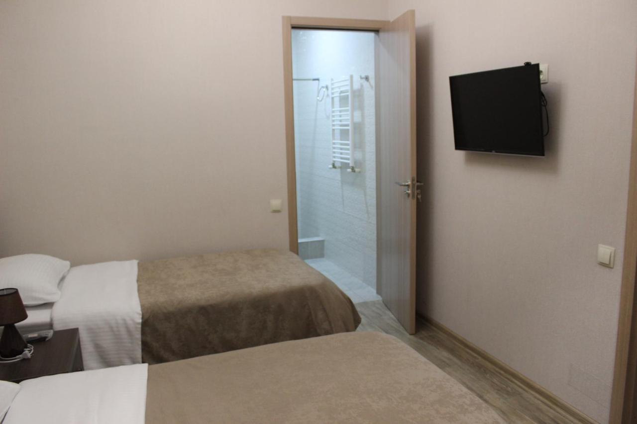 Family Hotel Triston Tbilisi Exterior photo
